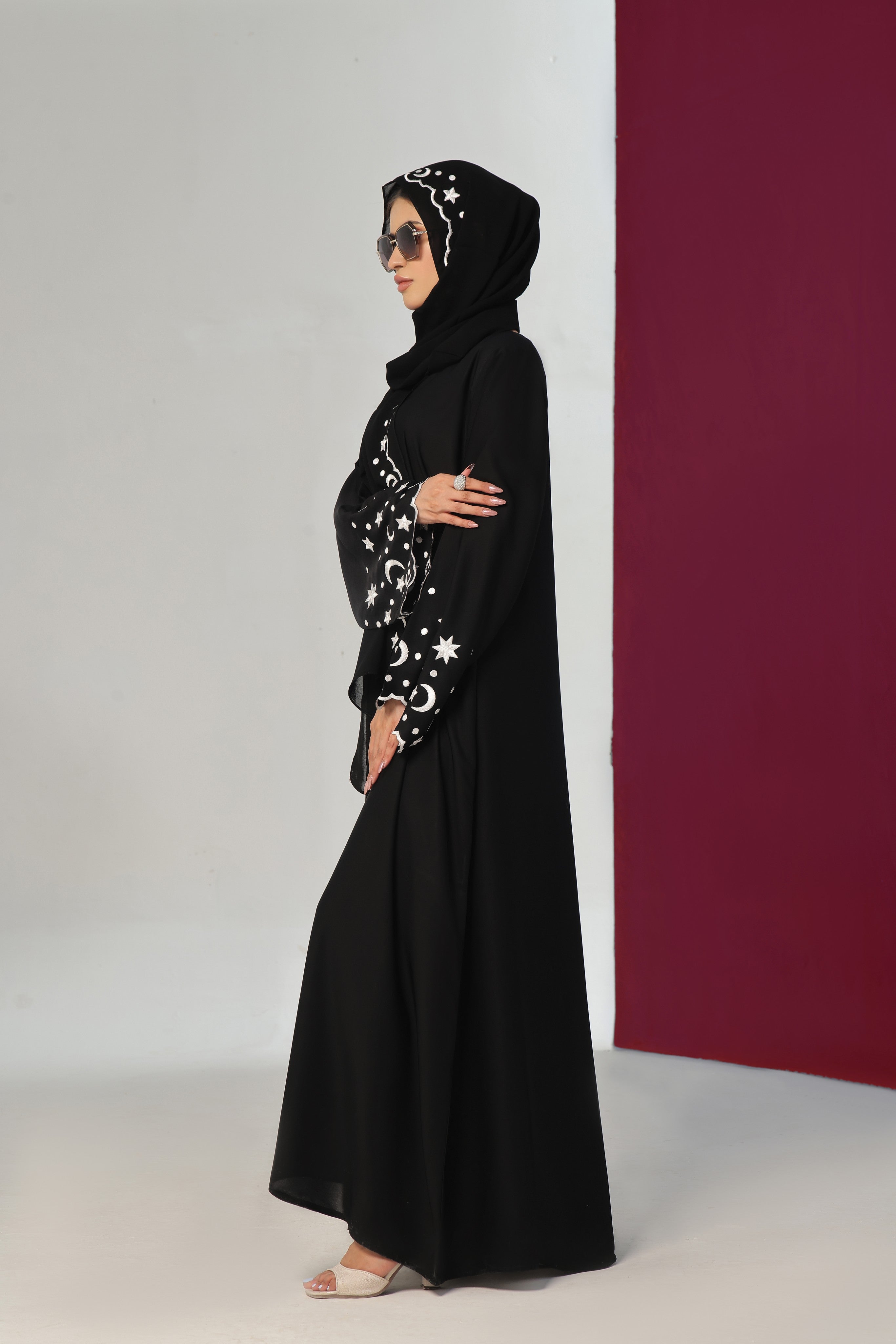 Darakhshan abaya