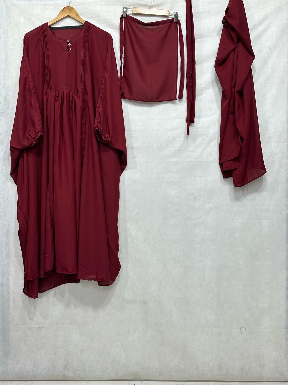 🌟 HS Abayas' 4-Piece Caftan Abaya Set (Amroon ) – Elegant and Versatile! 🌟 FREE SHIPPING NOW